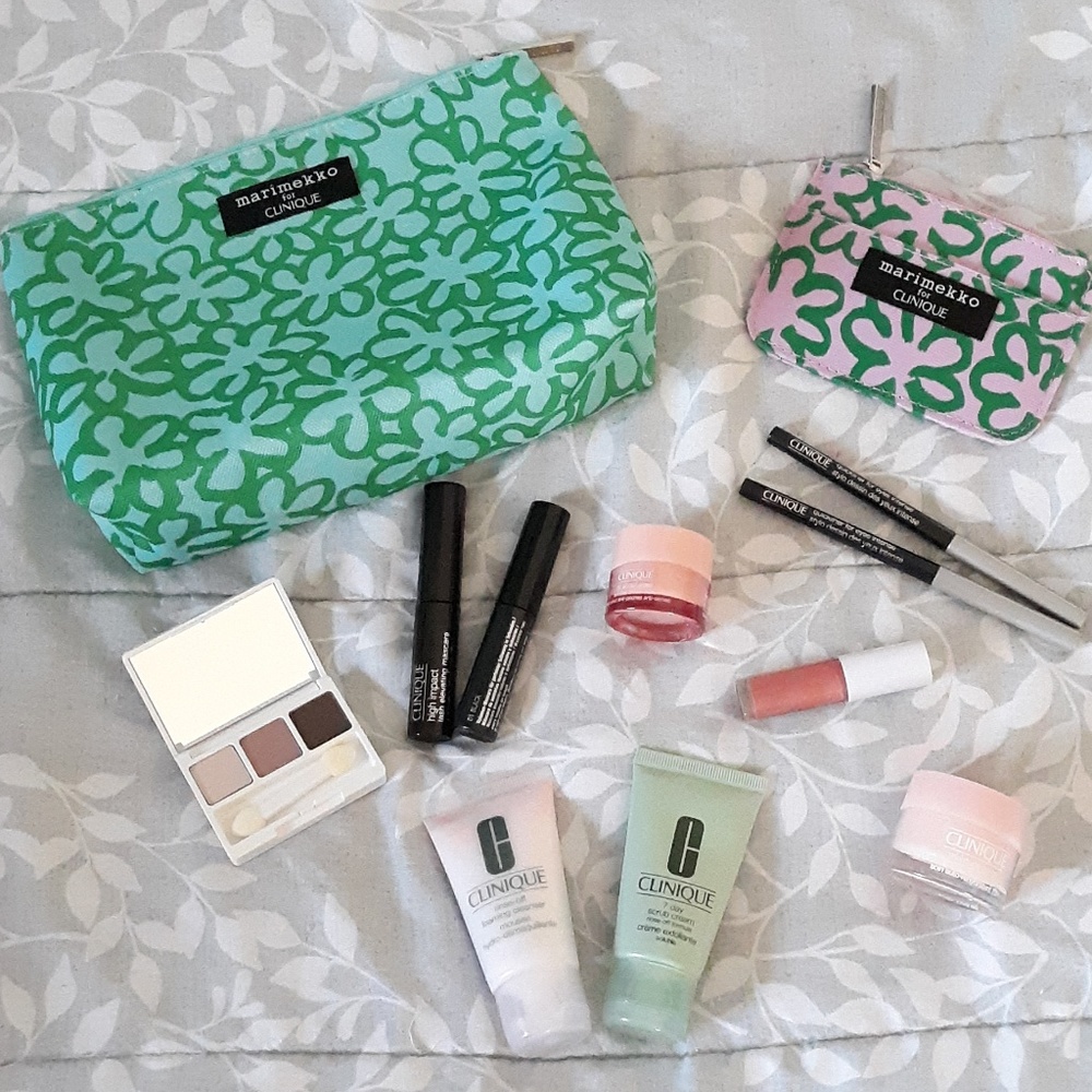 Clinique Beauty Bundle - All New